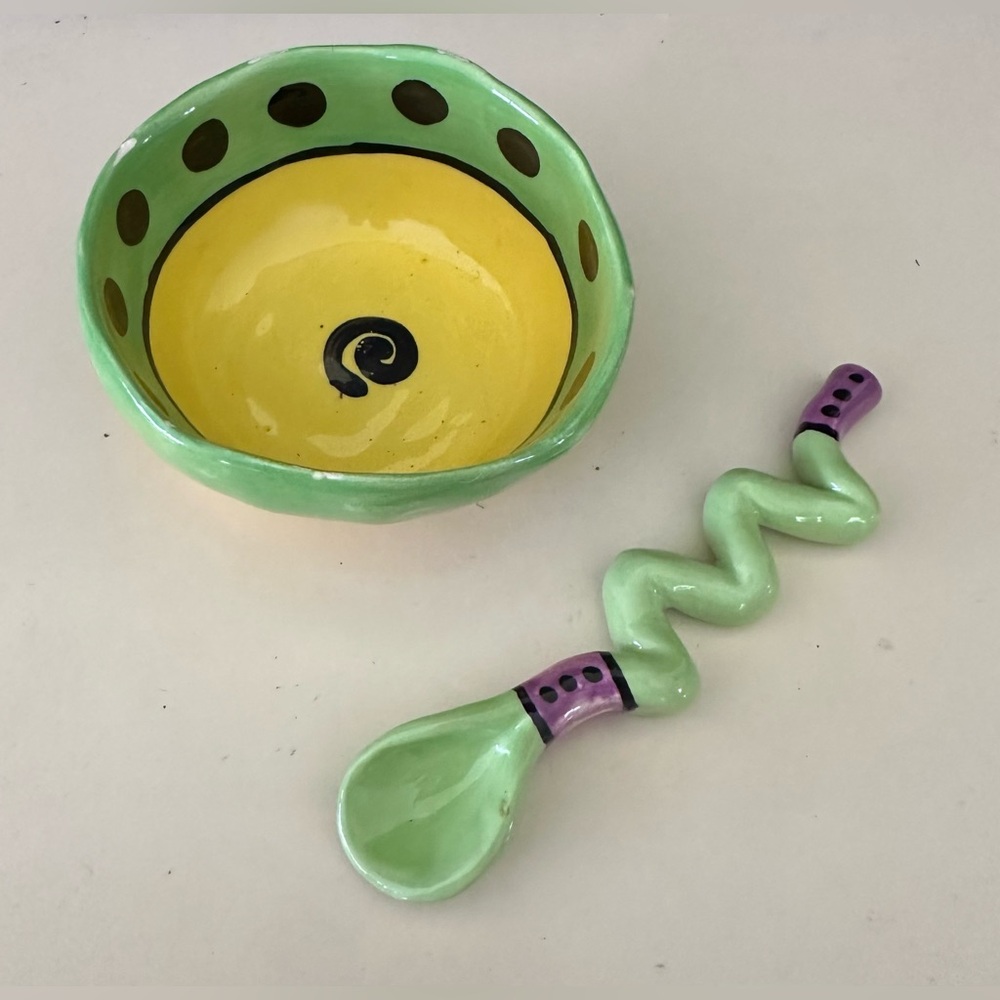 CARRIE WROOT Signed Hand Painted Whimsical Ceramic Polka Dots Bowl & Spoon Set